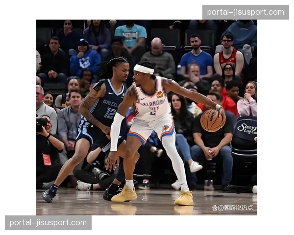 防守绞杀战：灰熊vs热火半场合计仅出现8次抢断
