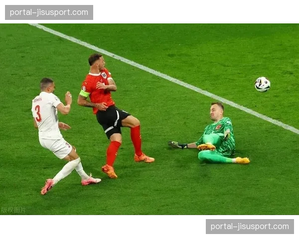 特写：终场哨响，确定降级的波鸿球员在场上低头不语